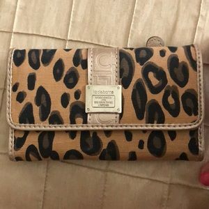 Liz Claiborne wallet